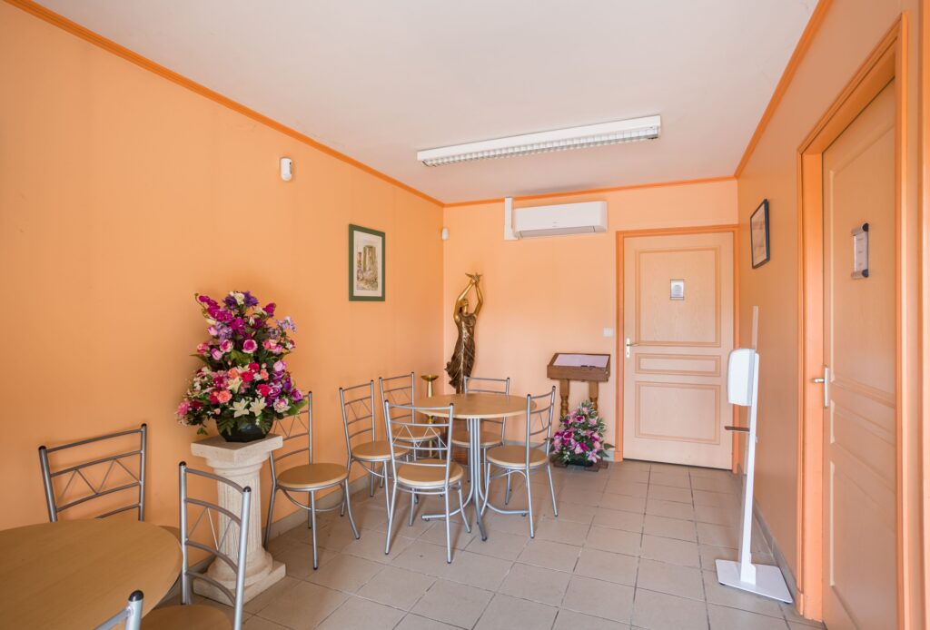 salle d attente funeraire